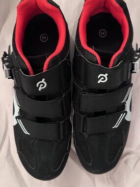 Peloton Cycling Shoes, size 40 ~~ pre-owned!